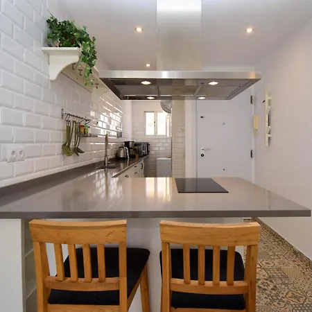 Ref 278 Apartment *